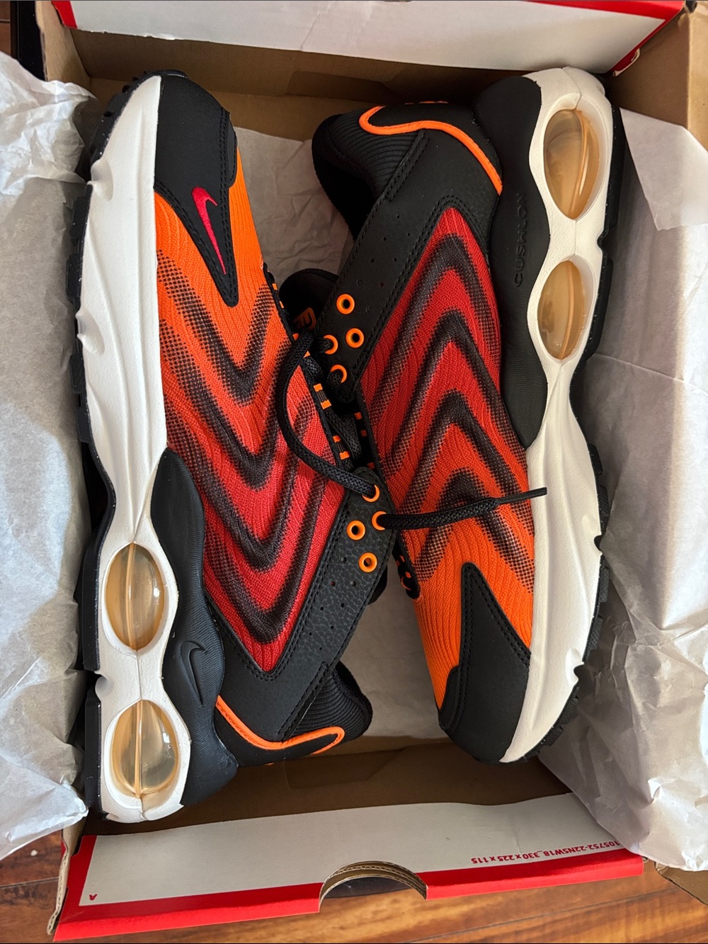 Nike Men's Black, Orange & Red Wave Mesh Sneakers